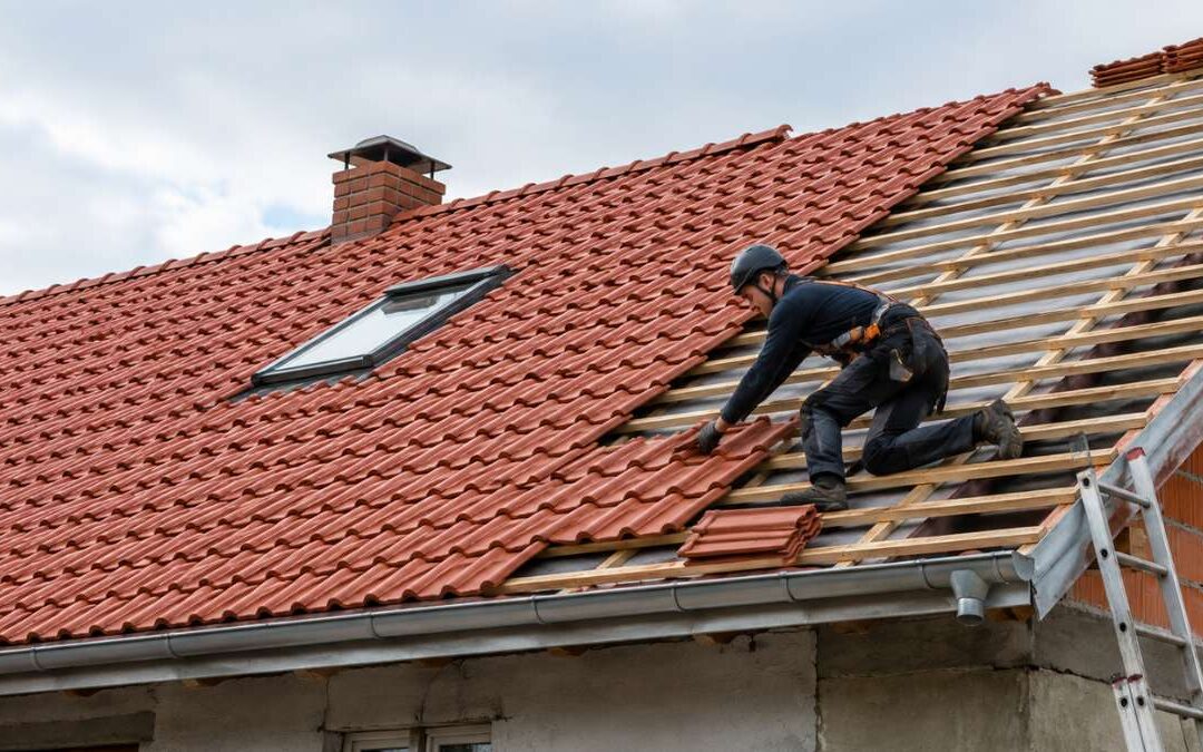 Amikor a ház teteje már nem csak tető, hanem döntés az otthon jövőjéről